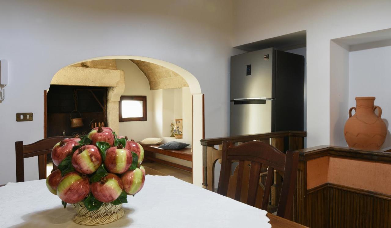 Palazzo Rodio Apartman Ostuni Kültér fotó